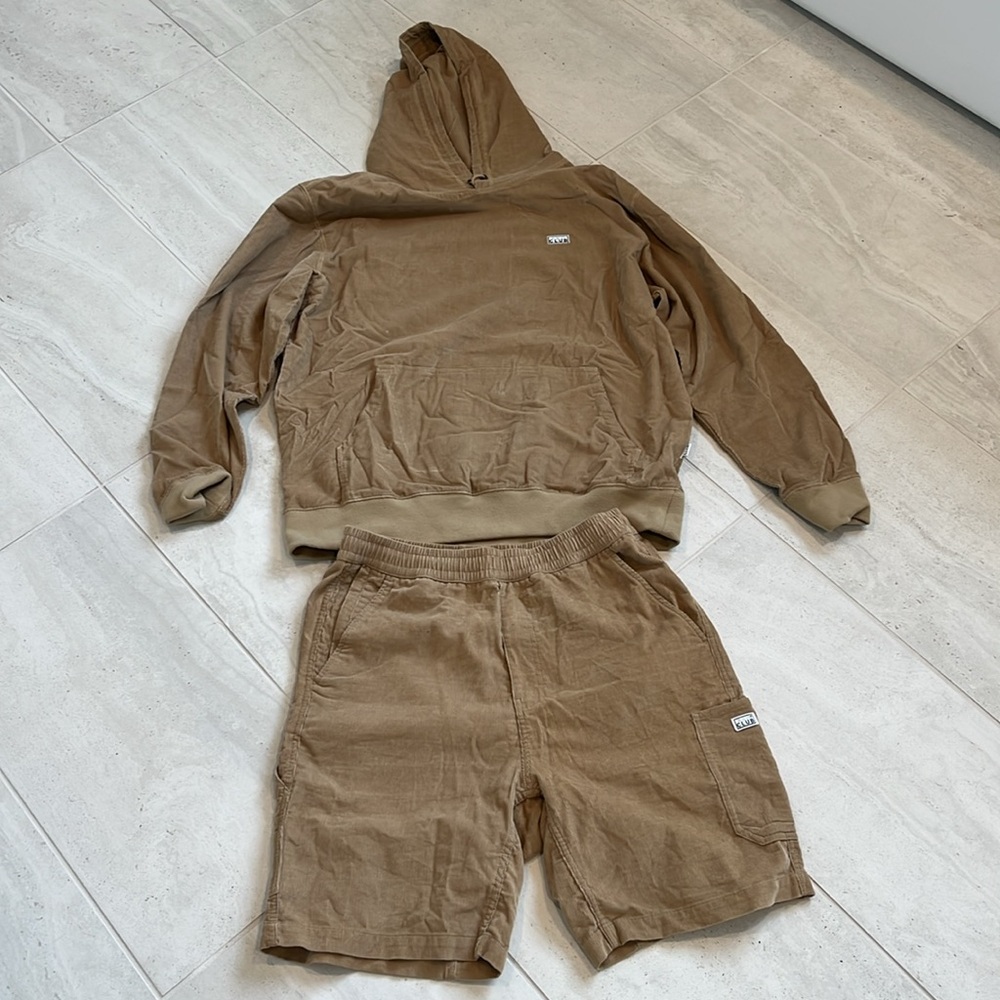 Pro Club Men's Beige Casual Set shorts/hoodie